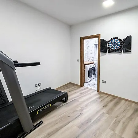 Vikendica Luxurious In *