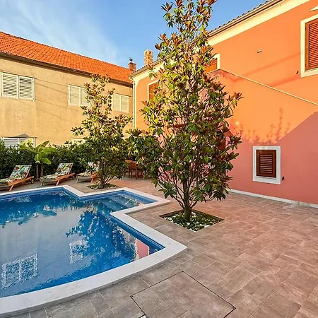 Luxurious In Zadar
